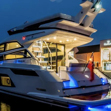 B&B luxury yacht - Au porte bonheur Bådhotel *