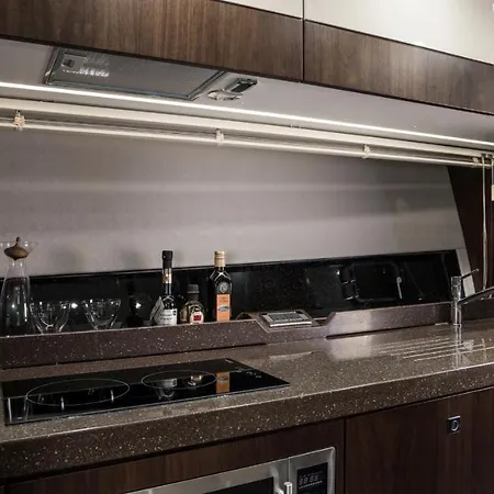 B&B luxury yacht - Au porte bonheur